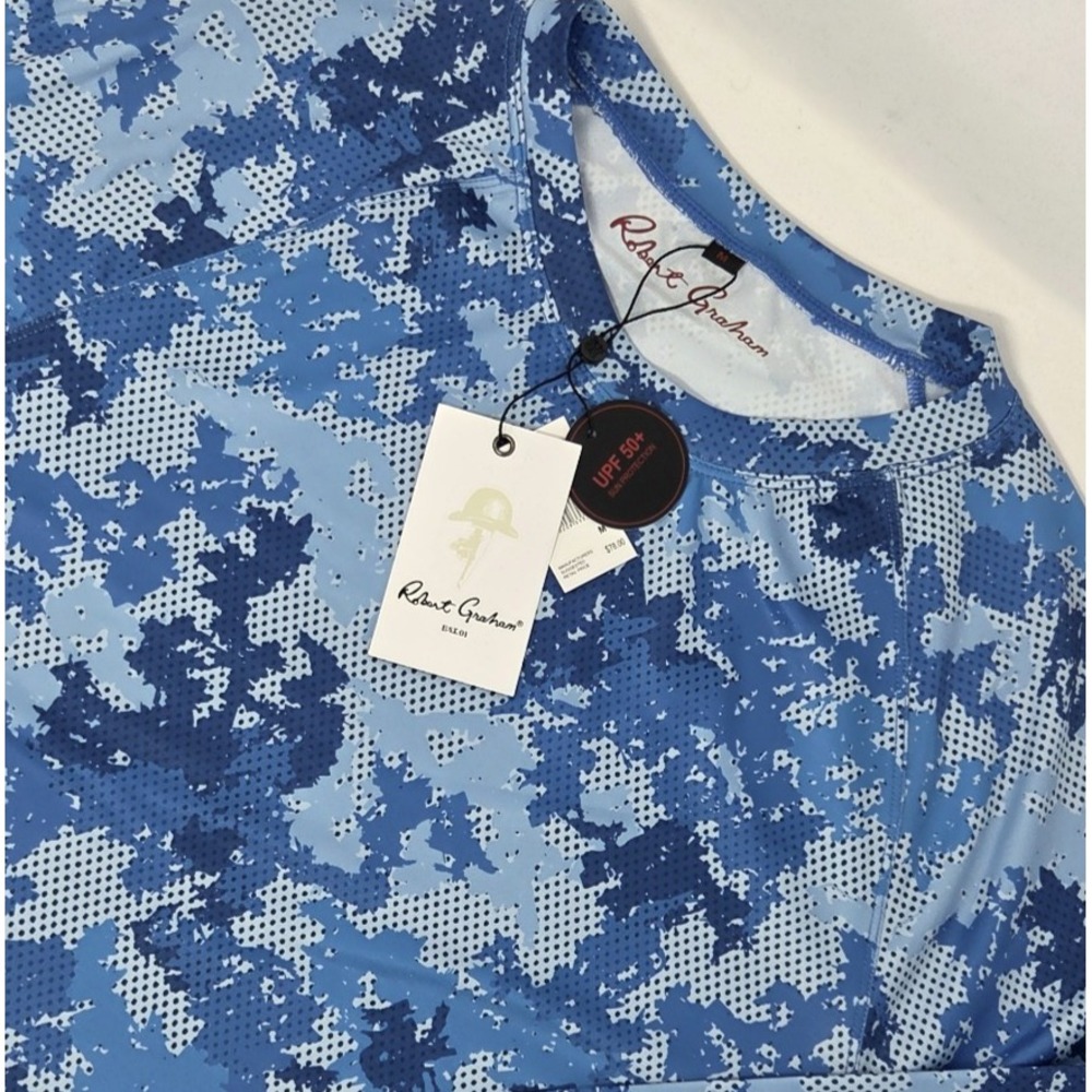 NEW Robert Graham Swim Rashguard Mens Medium Blue Camo UPF 50+ NWT